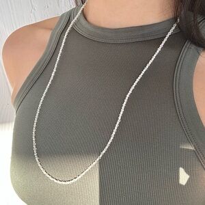 Elegant Pearls and Crystals Necklace for Women